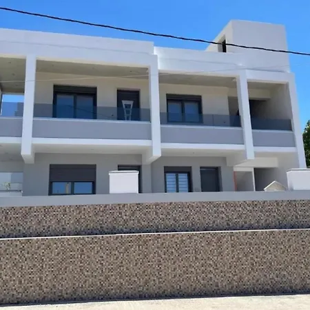 Vixen 2 Апартаменты Теологос